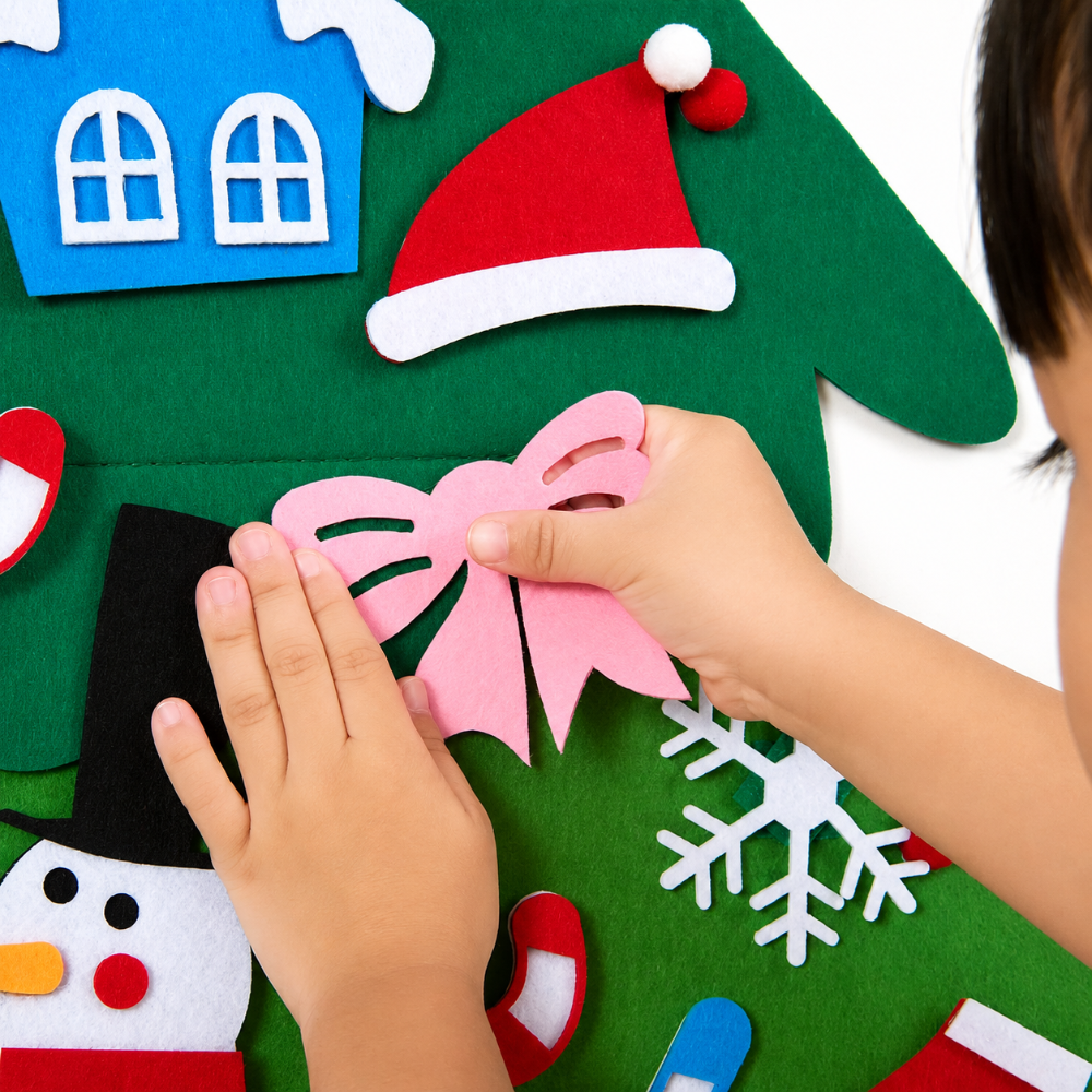 Christmas Tree Felt Wall Hanging Kids Activity Set