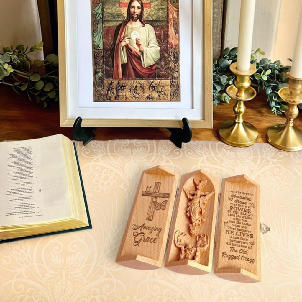 Christian Gift Wooden Prayer Statue Openable Sculpture